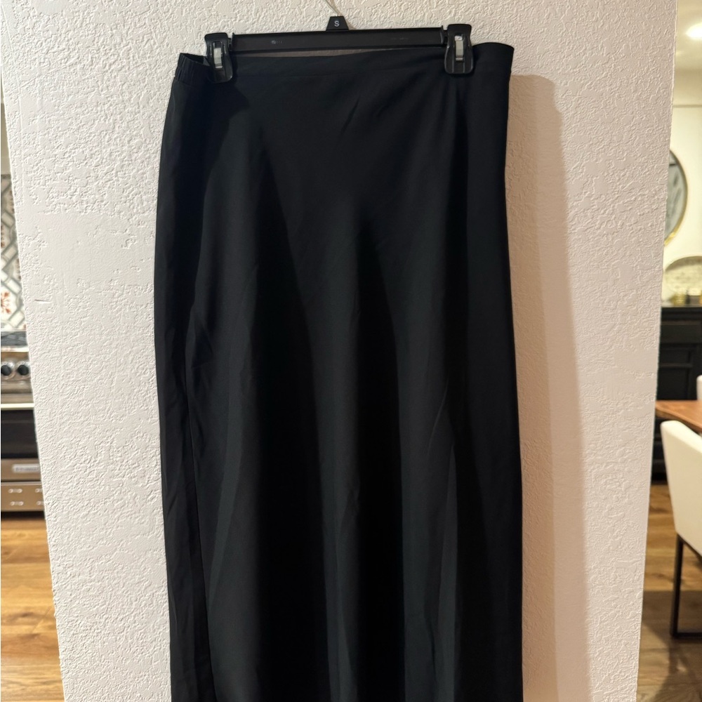 Elegant Black Maxi Skirt for Women